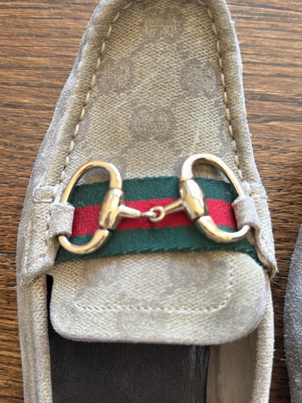 Gucci Beige Suede Horsebit Loafers with Red & Green Web ~ Size 6.5 - Picture 5 of 12